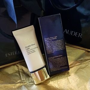 Estee Lauder Double Wear Light Shade 0.5